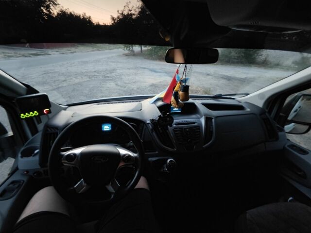 Белый Форд Транзит, объемом двигателя 2.2 л и пробегом 298 тыс. км за 18000 $, фото 8 на Automoto.ua