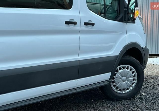 Білий Форд Транзит, об'ємом двигуна 2.2 л та пробігом 176 тис. км за 16696 $, фото 56 на Automoto.ua