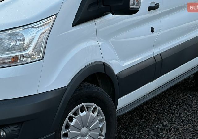 Білий Форд Транзит, об'ємом двигуна 2.2 л та пробігом 176 тис. км за 16696 $, фото 9 на Automoto.ua