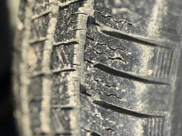 Белый Форд Транзит, объемом двигателя 3.5 л и пробегом 185 тыс. км за 18200 $, фото 7 на Automoto.ua