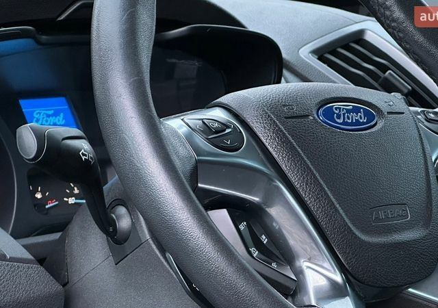 Білий Форд Транзит, об'ємом двигуна 2.2 л та пробігом 176 тис. км за 16696 $, фото 74 на Automoto.ua