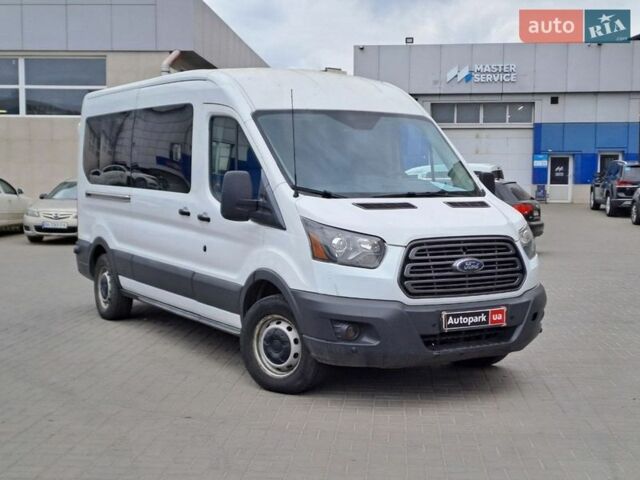 Белый Форд Транзит, объемом двигателя 3.7 л и пробегом 403 тыс. км за 14990 $, фото 2 на Automoto.ua