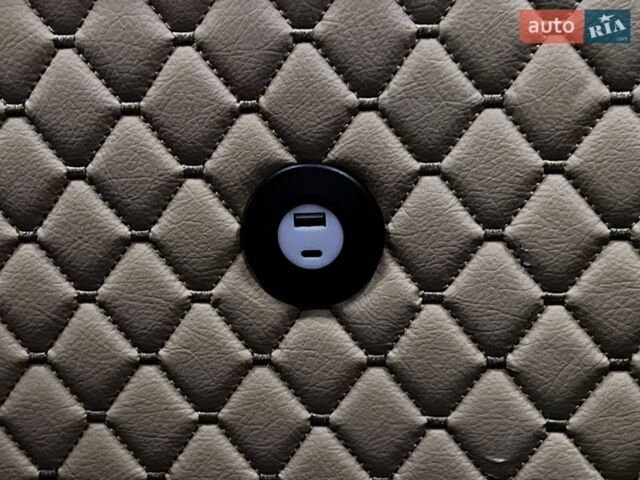 Білий Форд Транзит, об'ємом двигуна 2.2 л та пробігом 572 тис. км за 16999 $, фото 21 на Automoto.ua