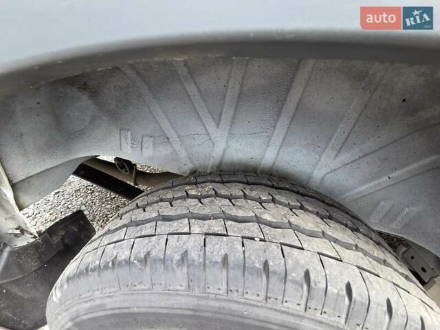 Білий Форд Транзит, об'ємом двигуна 2.2 л та пробігом 184 тис. км за 17800 $, фото 10 на Automoto.ua