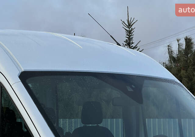 Білий Форд Транзит, об'ємом двигуна 2.2 л та пробігом 176 тис. км за 17199 $, фото 23 на Automoto.ua