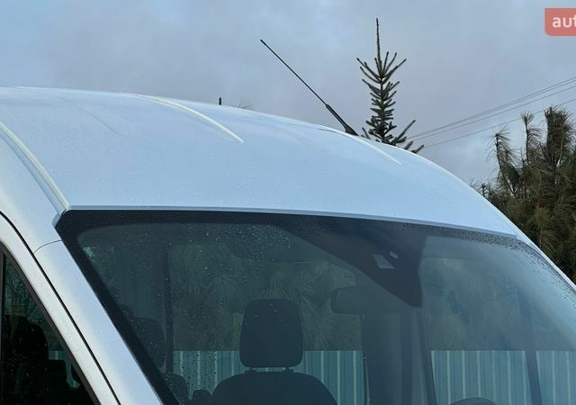 Білий Форд Транзит, об'ємом двигуна 2.2 л та пробігом 176 тис. км за 16696 $, фото 22 на Automoto.ua