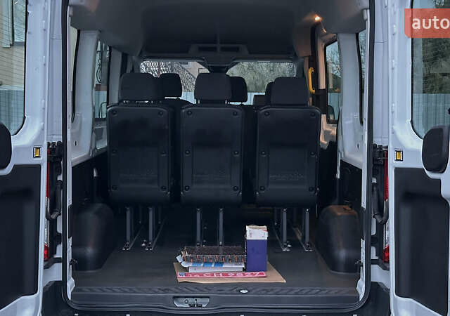 Білий Форд Транзит, об'ємом двигуна 2.2 л та пробігом 176 тис. км за 17199 $, фото 104 на Automoto.ua