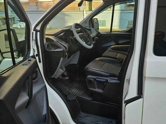 Белый Форд Транзит, объемом двигателя 2.2 л и пробегом 35 тыс. км за 24000 $, фото 5 на Automoto.ua