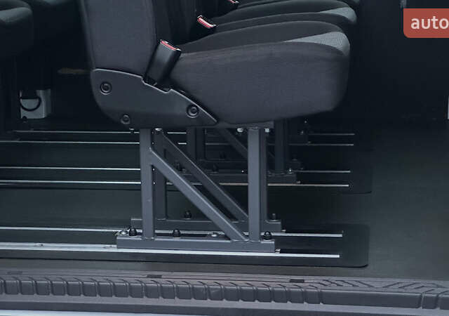 Білий Форд Транзит, об'ємом двигуна 2.2 л та пробігом 176 тис. км за 17199 $, фото 101 на Automoto.ua