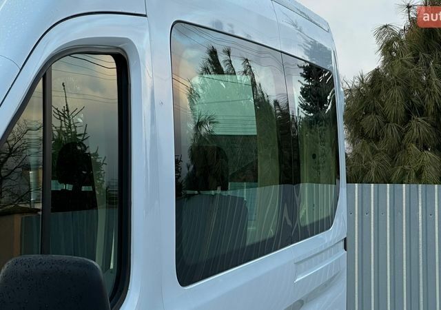 Білий Форд Транзит, об'ємом двигуна 2.2 л та пробігом 176 тис. км за 16696 $, фото 13 на Automoto.ua