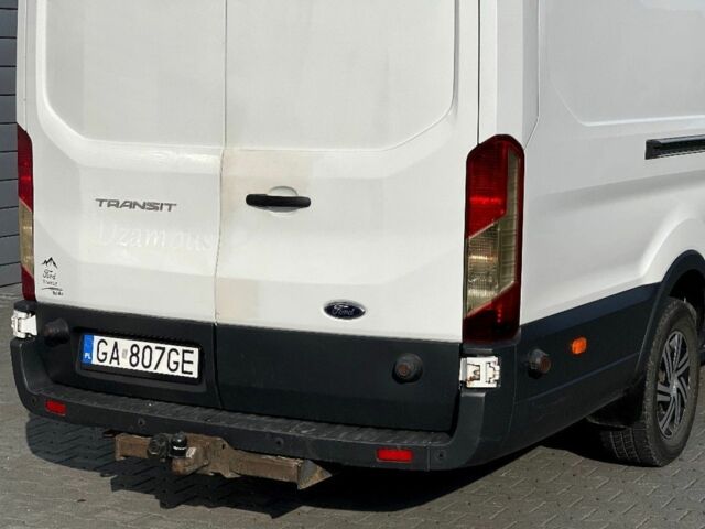 Білий Форд Транзит, об'ємом двигуна 2.2 л та пробігом 226 тис. км за 8800 $, фото 2 на Automoto.ua