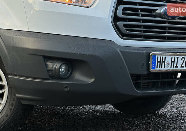Білий Форд Транзит, об'ємом двигуна 2.2 л та пробігом 176 тис. км за 17199 $, фото 22 на Automoto.ua