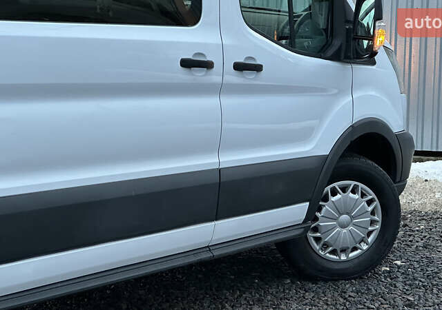 Білий Форд Транзит, об'ємом двигуна 2.2 л та пробігом 176 тис. км за 17199 $, фото 58 на Automoto.ua