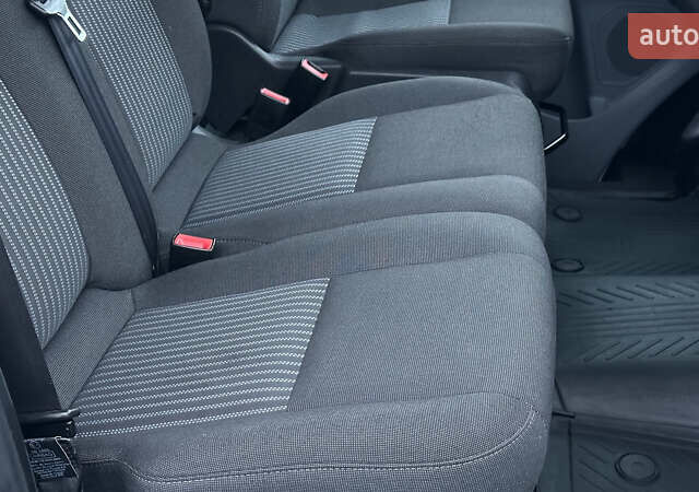 Білий Форд Транзит, об'ємом двигуна 2.2 л та пробігом 176 тис. км за 17199 $, фото 95 на Automoto.ua