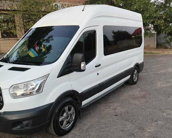 Белый Форд Транзит, объемом двигателя 2.2 л и пробегом 300 тыс. км за 18000 $, фото 5 на Automoto.ua