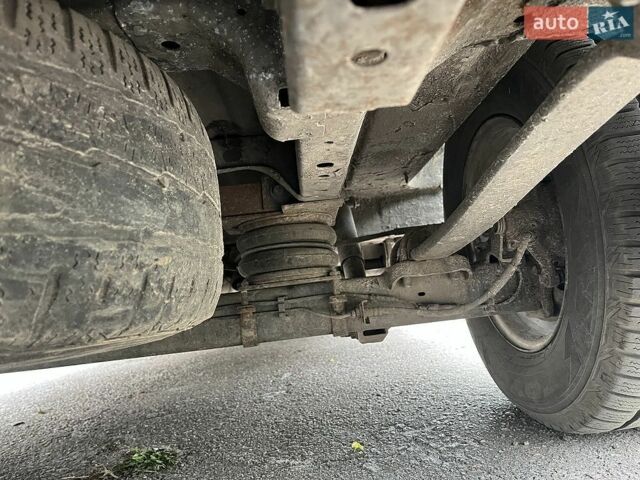 Білий Форд Транзит, об'ємом двигуна 2.2 л та пробігом 200 тис. км за 11502 $, фото 7 на Automoto.ua