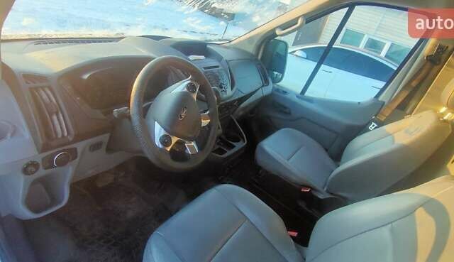 Білий Форд Транзит, об'ємом двигуна 3.73 л та пробігом 252 тис. км за 8900 $, фото 1 на Automoto.ua