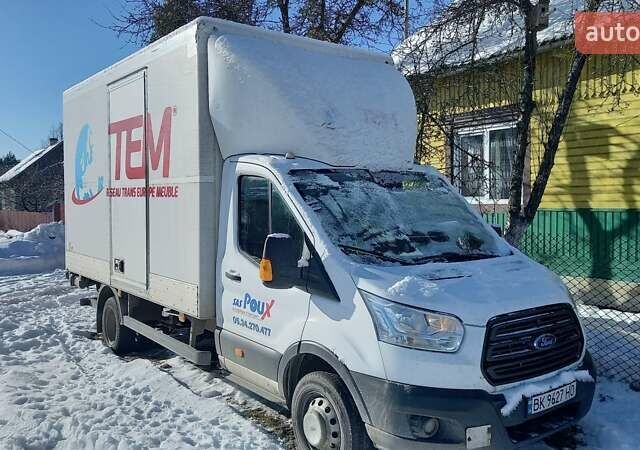 Білий Форд Транзит, об'ємом двигуна 2.2 л та пробігом 272 тис. км за 15000 $, фото 3 на Automoto.ua