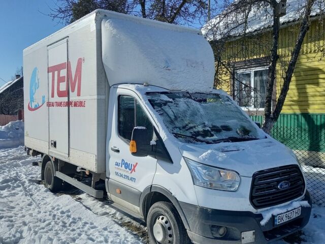 Білий Форд Транзит, об'ємом двигуна 2.2 л та пробігом 272 тис. км за 15000 $, фото 4 на Automoto.ua