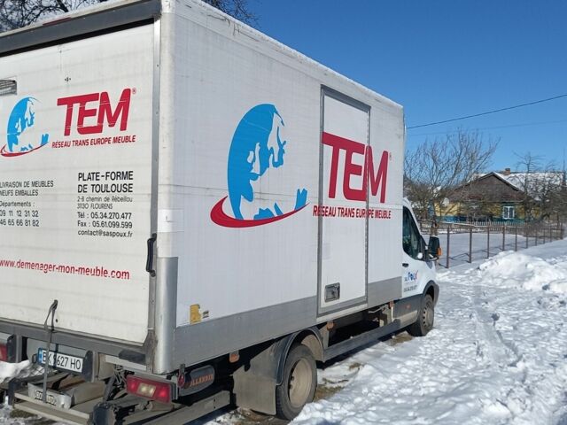 Білий Форд Транзит, об'ємом двигуна 2.2 л та пробігом 272 тис. км за 15000 $, фото 5 на Automoto.ua