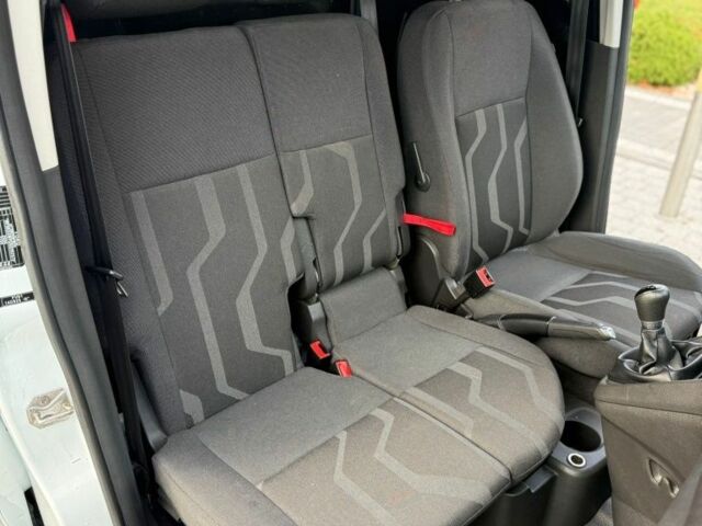 Белый Форд Транзит, объемом двигателя 1.5 л и пробегом 168 тыс. км за 8500 $, фото 10 на Automoto.ua