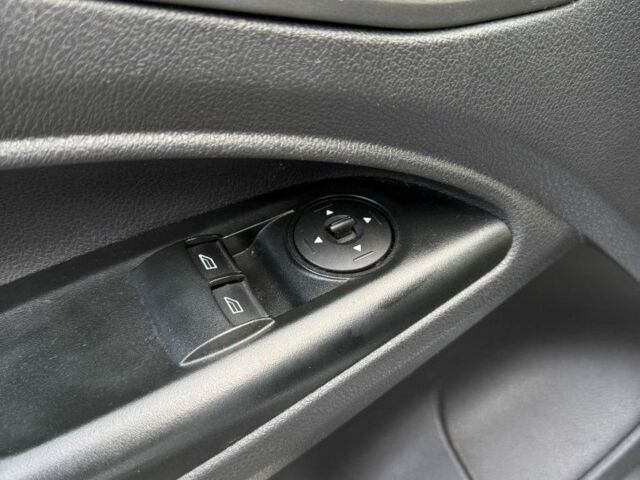 Белый Форд Транзит, объемом двигателя 1.5 л и пробегом 168 тыс. км за 8500 $, фото 13 на Automoto.ua