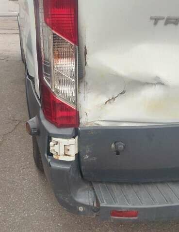 Білий Форд Транзит, об'ємом двигуна 3.73 л та пробігом 252 тис. км за 8900 $, фото 3 на Automoto.ua