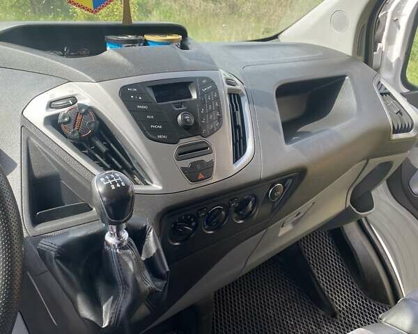 Форд Транзит 2016 в Полтаве на Automoto.ua Белый Форд Транзит, объемом двигателя 2.2 л и пробегом 176 тыс. км за 16000 $, фото 10 на Automoto.ua