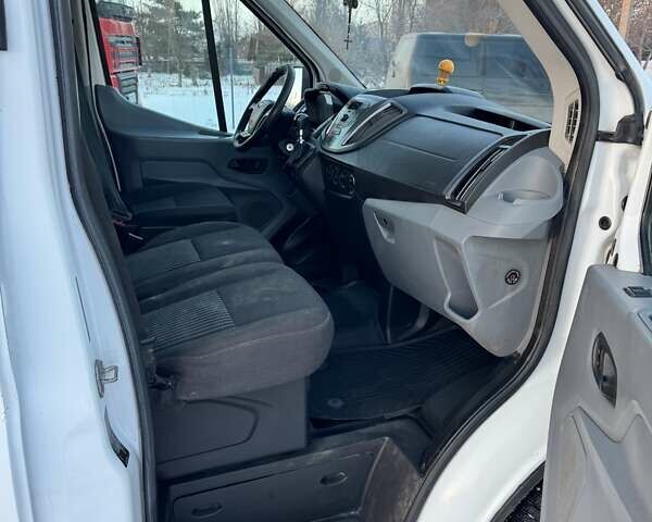 Білий Форд Транзит, об'ємом двигуна 2.2 л та пробігом 325 тис. км за 13500 $, фото 5 на Automoto.ua