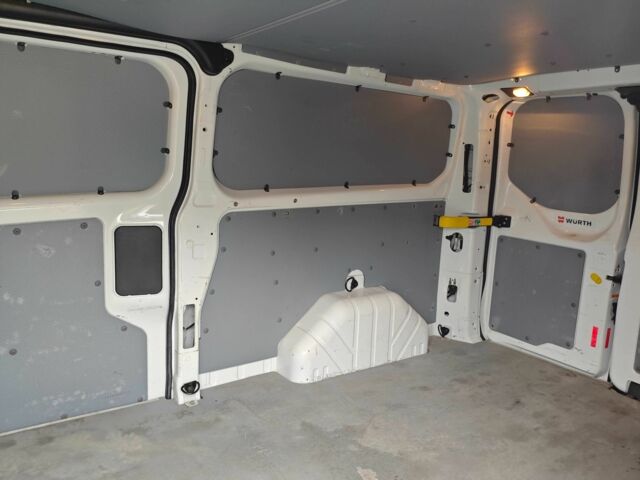 Білий Форд Транзит, об'ємом двигуна 2 л та пробігом 290 тис. км за 16300 $, фото 9 на Automoto.ua