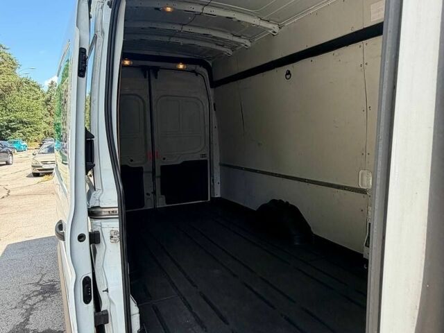 Білий Форд Транзит, об'ємом двигуна 2 л та пробігом 317 тис. км за 16000 $, фото 32 на Automoto.ua