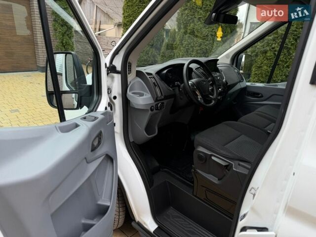 Белый Форд Транзит, объемом двигателя 2 л и пробегом 260 тыс. км за 17900 $, фото 26 на Automoto.ua