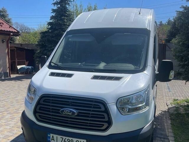 Белый Форд Транзит, объемом двигателя 2 л и пробегом 238 тыс. км за 17670 $, фото 1 на Automoto.ua