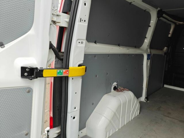 Білий Форд Транзит, об'ємом двигуна 2 л та пробігом 290 тис. км за 16300 $, фото 11 на Automoto.ua