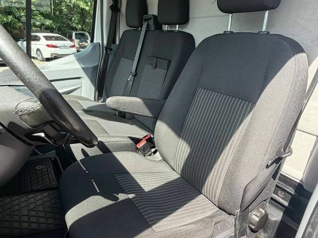 Білий Форд Транзит, об'ємом двигуна 2 л та пробігом 317 тис. км за 16000 $, фото 22 на Automoto.ua