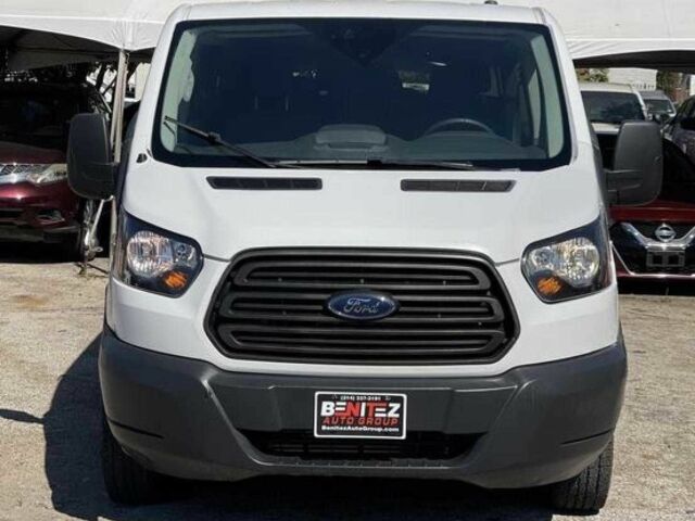 Білий Форд Транзит, об'ємом двигуна 3.5 л та пробігом 145 тис. км за 6500 $, фото 1 на Automoto.ua