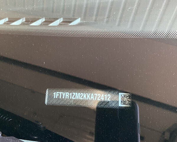 Белый Форд Транзит, объемом двигателя 3.7 л и пробегом 21 тыс. км за 65000 $, фото 13 на Automoto.ua