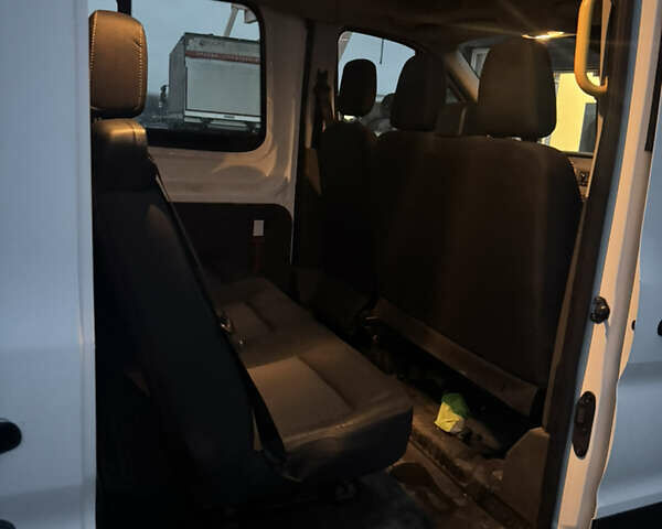 Білий Форд Транзит, об'ємом двигуна 2 л та пробігом 257 тис. км за 17500 $, фото 13 на Automoto.ua