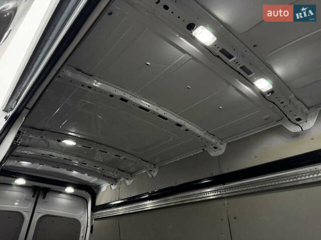 Білий Форд Транзит, об'ємом двигуна 2 л та пробігом 193 тис. км за 19500 $, фото 11 на Automoto.ua