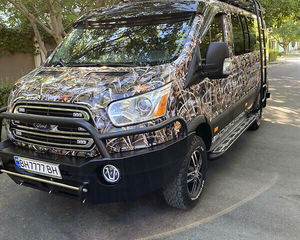 Білий Форд Транзит, об'ємом двигуна 3.7 л та пробігом 21 тис. км за 65000 $, фото 6 на Automoto.ua