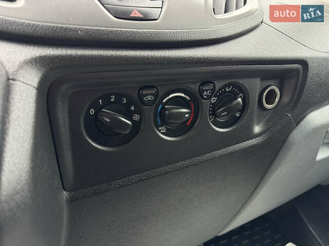 Білий Форд Транзит, об'ємом двигуна 2 л та пробігом 193 тис. км за 19500 $, фото 20 на Automoto.ua