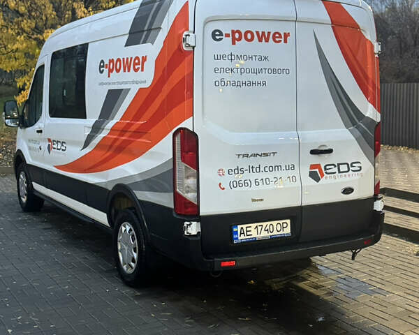 Білий Форд Транзит, об'ємом двигуна 2 л та пробігом 257 тис. км за 17500 $, фото 5 на Automoto.ua