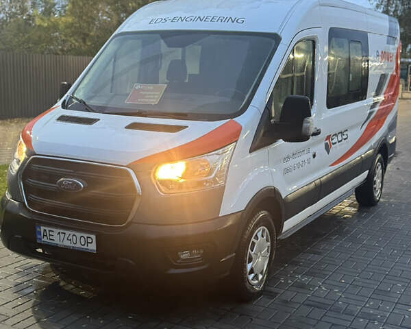 Білий Форд Транзит, об'ємом двигуна 2 л та пробігом 257 тис. км за 17500 $, фото 4 на Automoto.ua