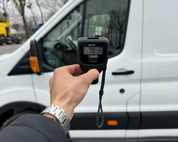 Білий Форд Транзит, об'ємом двигуна 2 л та пробігом 193 тис. км за 19500 $, фото 24 на Automoto.ua