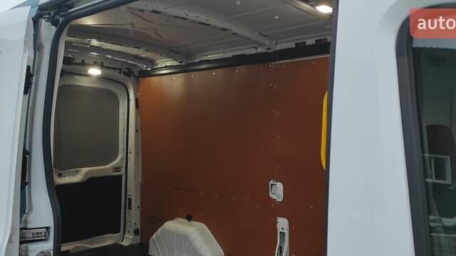 Белый Форд Транзит, объемом двигателя 0 л и пробегом 196 тыс. км за 18800 $, фото 32 на Automoto.ua