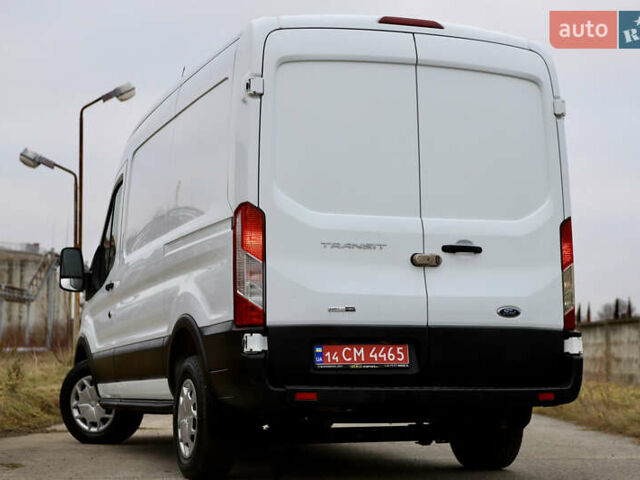 Белый Форд Транзит, объемом двигателя 2 л и пробегом 100 тыс. км за 22900 $, фото 4 на Automoto.ua