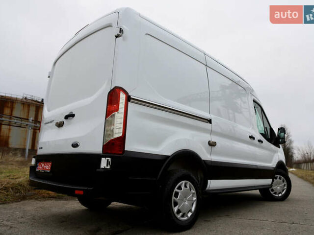 Белый Форд Транзит, объемом двигателя 2 л и пробегом 100 тыс. км за 22900 $, фото 57 на Automoto.ua