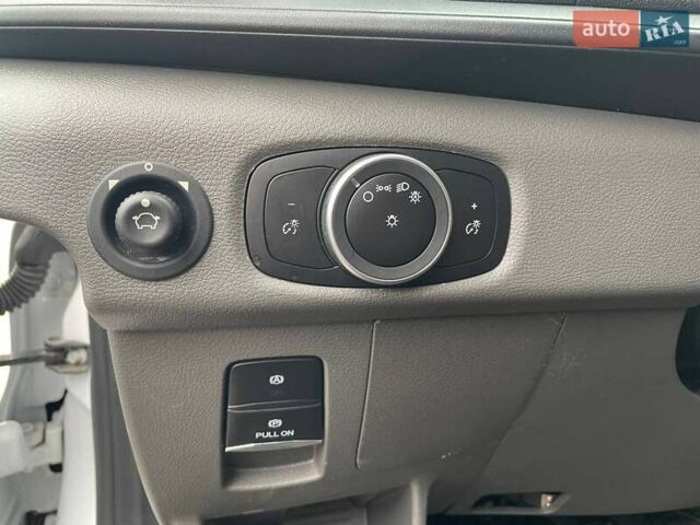 Білий Форд Транзит, об'ємом двигуна 0 л та пробігом 23 тис. км за 33700 $, фото 9 на Automoto.ua