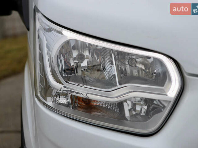 Белый Форд Транзит, объемом двигателя 2 л и пробегом 100 тыс. км за 22900 $, фото 36 на Automoto.ua