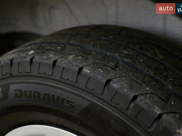 Белый Форд Транзит, объемом двигателя 2 л и пробегом 100 тыс. км за 22900 $, фото 20 на Automoto.ua